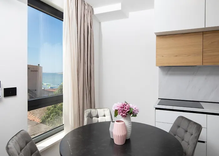 아파트 A'more Bijeca - App B4 - Mpolo 메덜린