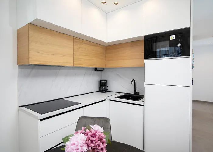 A'more Bijeca - App B4 - Mpolo * 메덜린