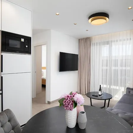 Apartment A'more Bijeca - App B4 - Mpolo