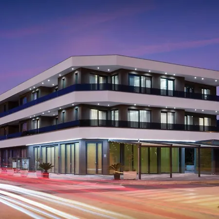 A'more Bijeca - App B4 - Mpolo Medulin