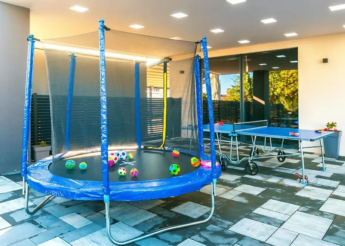 A'more Bijeca - App B4 - Mpolo *